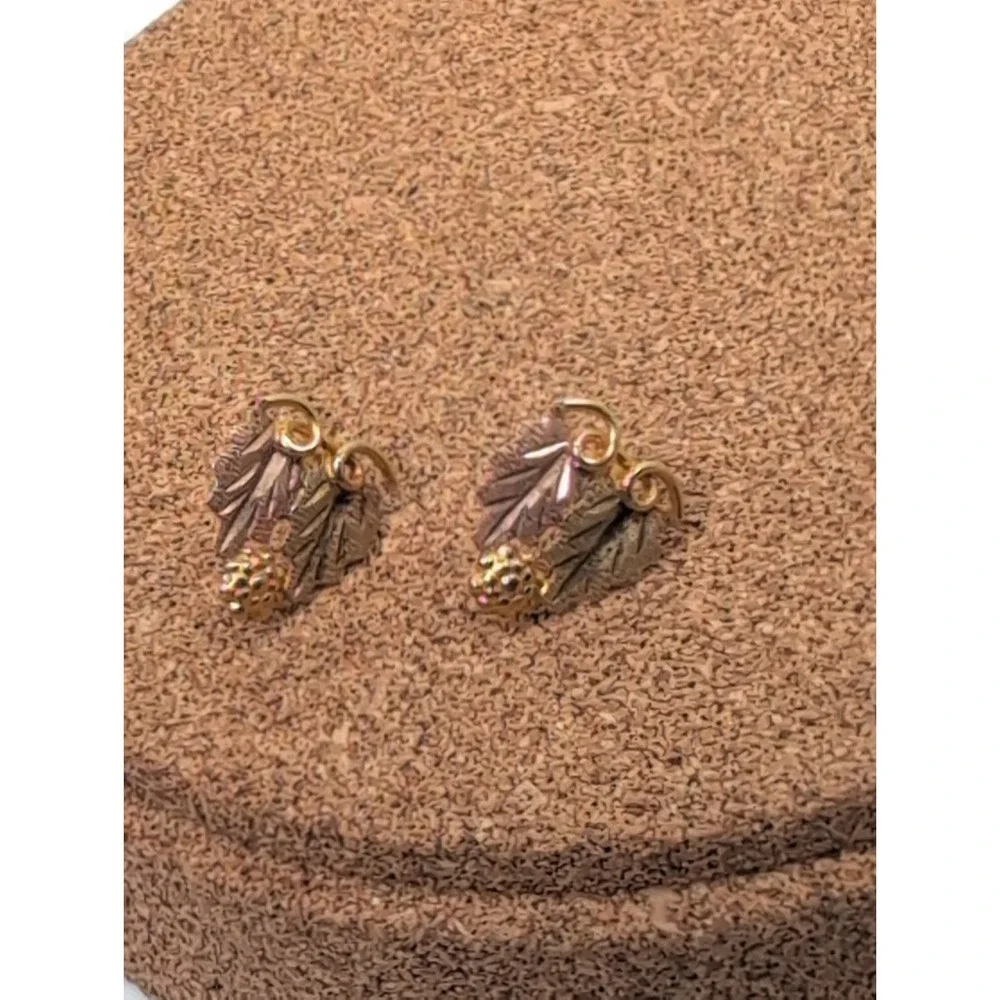 10k Gold Multi Colored Estate Earrings 1.2 Grams
